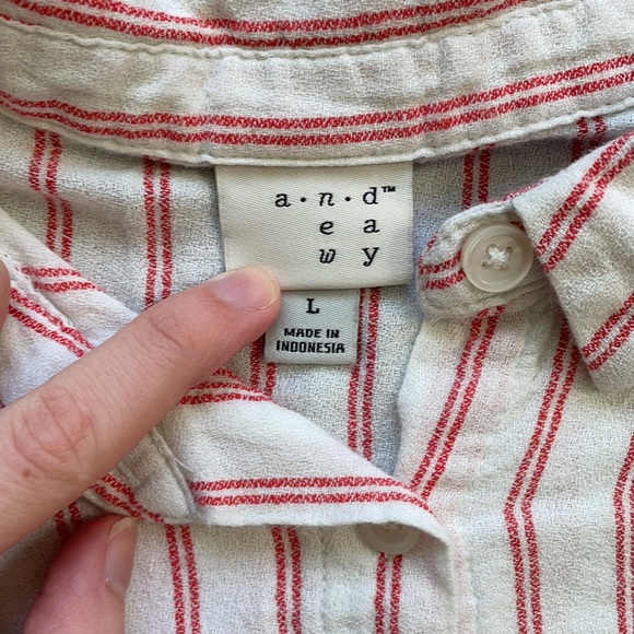 Button-up Shirt - Picture 4 of 5